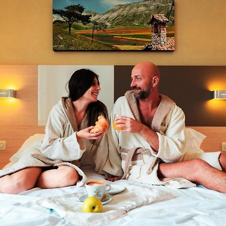 Hotel Delle Rose Cascia Esterno foto