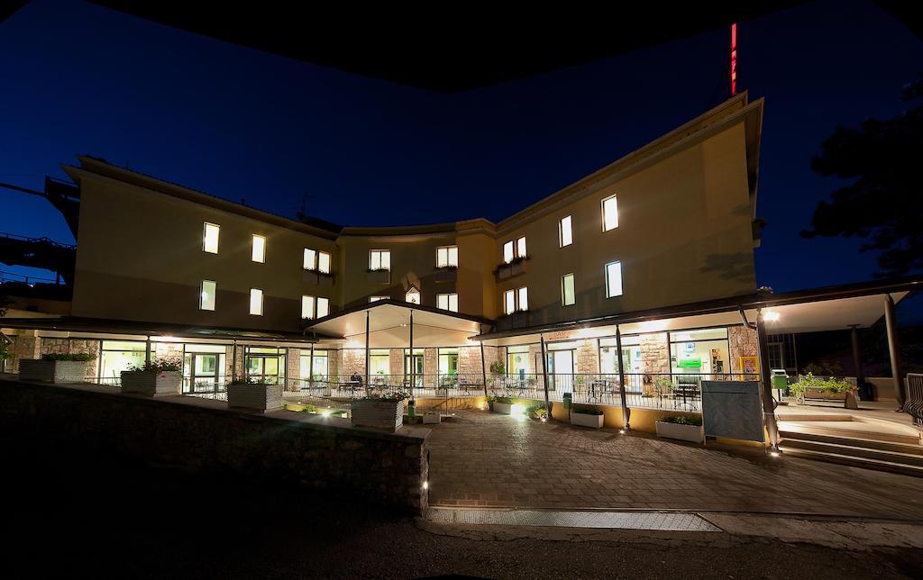 Hotel Delle Rose Cascia Esterno foto