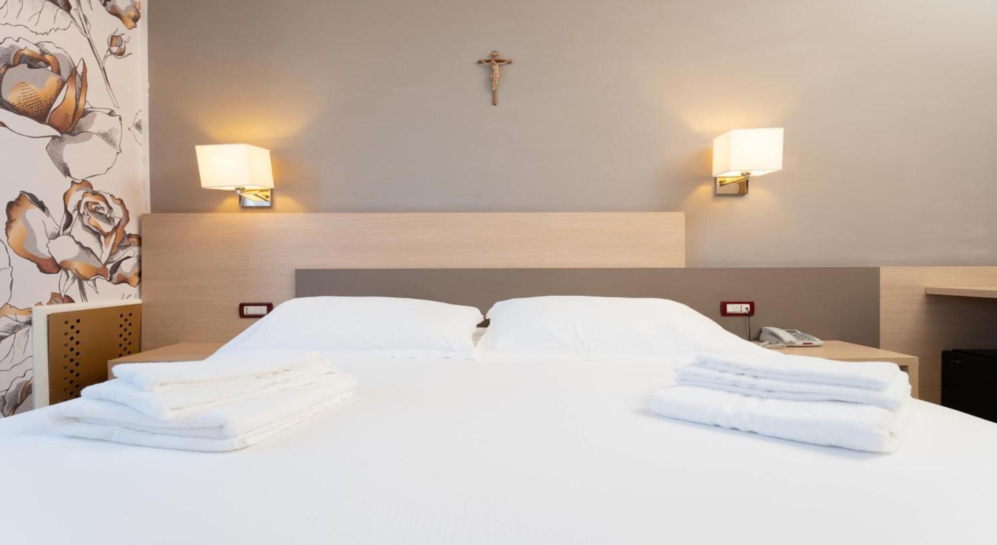Hotel Delle Rose Cascia Esterno foto