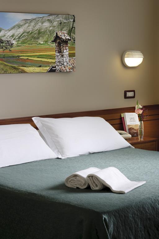 Hotel Delle Rose Cascia Esterno foto