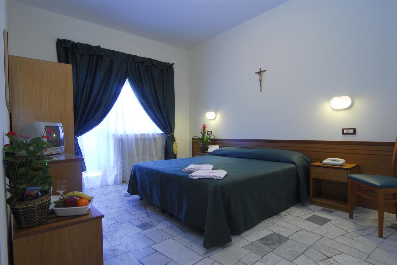 Hotel Delle Rose Cascia Esterno foto